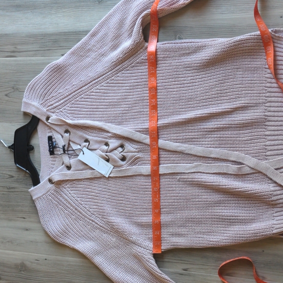 BLVD Knit Lace Front Tunic asymmetric hem Sz: S/M NWT - Picture 9 of 10